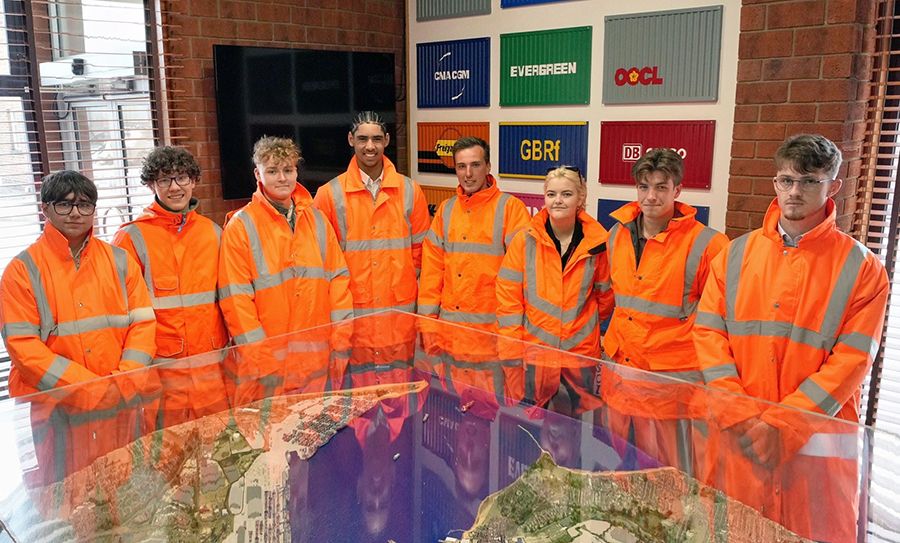 Hutchison Ports UK Welcomes 2025 Cohort of Engineering Apprentices 
