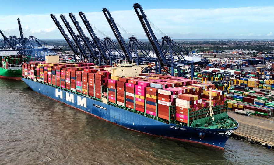 Port of Felixstowe Welcomes The Premier Alliance 